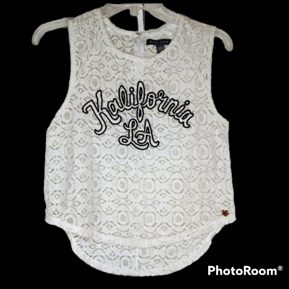🌵KENDALL & KYLIE White Lace Top Sz S